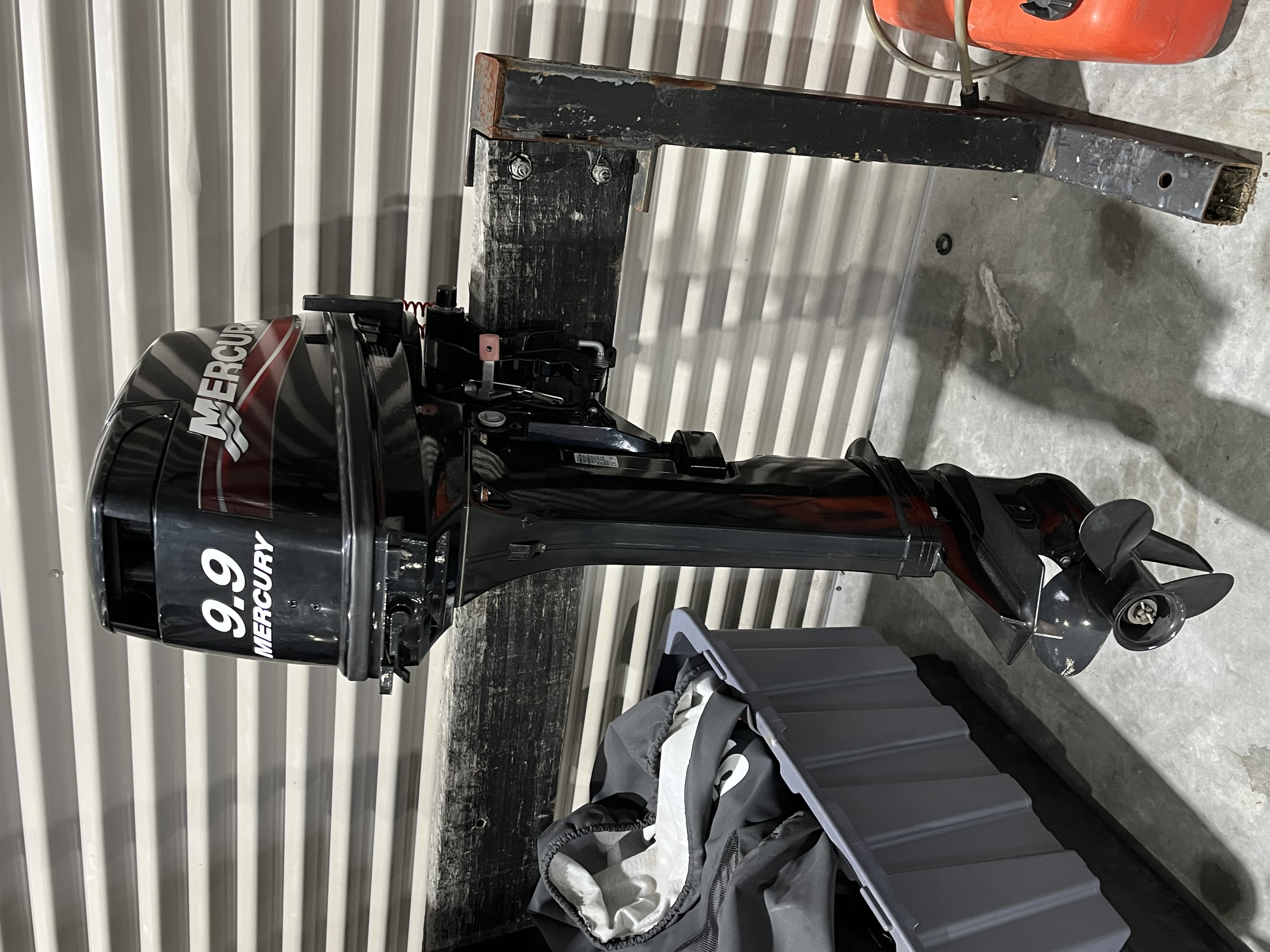 Mercury 2015 9.9hp L/S 2st